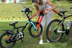 Peruzzo Trail Angel Bara de tractare pentru biciclete pentru tractarea unei biciclete pentru copii