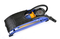  Pompa de picior cu 1 cilindru si manometru Goodyear 