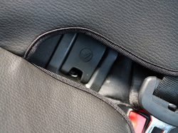 Husa de protectie profesional executata sub scaunul auto JUNIOR 