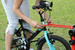 Peruzzo Trail Angel Bara de tractare pentru biciclete pentru tractarea unei biciclete pentru copii