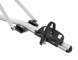 Suport biciclete Aguri Acuda 3 cu prindere pe bare transversale, Argintiu