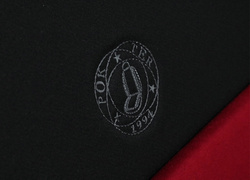 Saltea ștanțată rosu pentru scaunul din față al mașinii ERGONOMIC