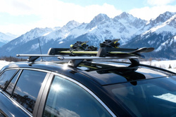 Suport ski auto pentru schiuri, Amos, cu prindere pe bare transversale pentru 5 perechi de schiuri 