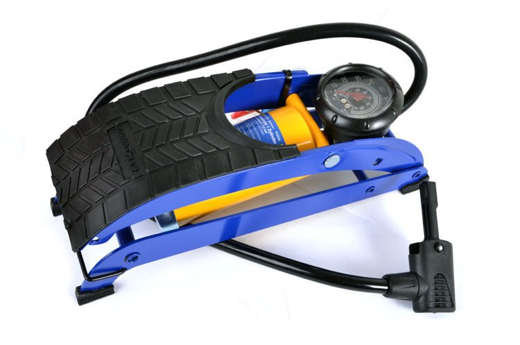 Pompa De Picior Cu 1 Cilindru Si Manometru Goodyear 1 Accesorii Compresoare Èi Pompe